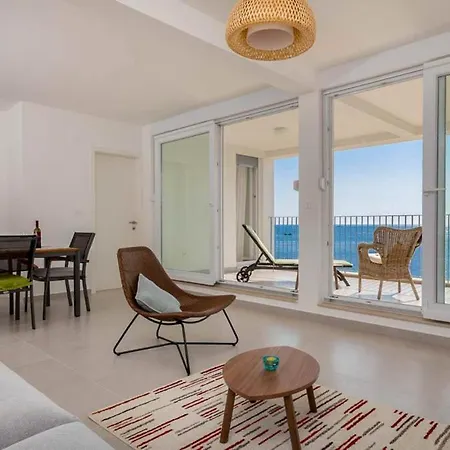 Rogoznica Sleeps 12 With Pool Air Con And Wifi Rogoznica (Sibenik-Knin)